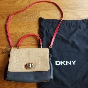 • dkny • bag snob •
